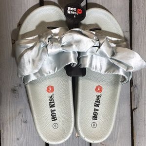 Ladies Hot KISS Sandals